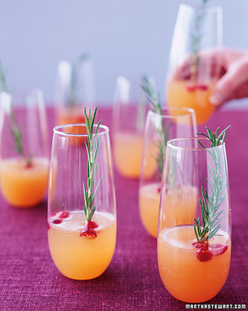 sparkling cranberry and pear cocktail glosite wedding website